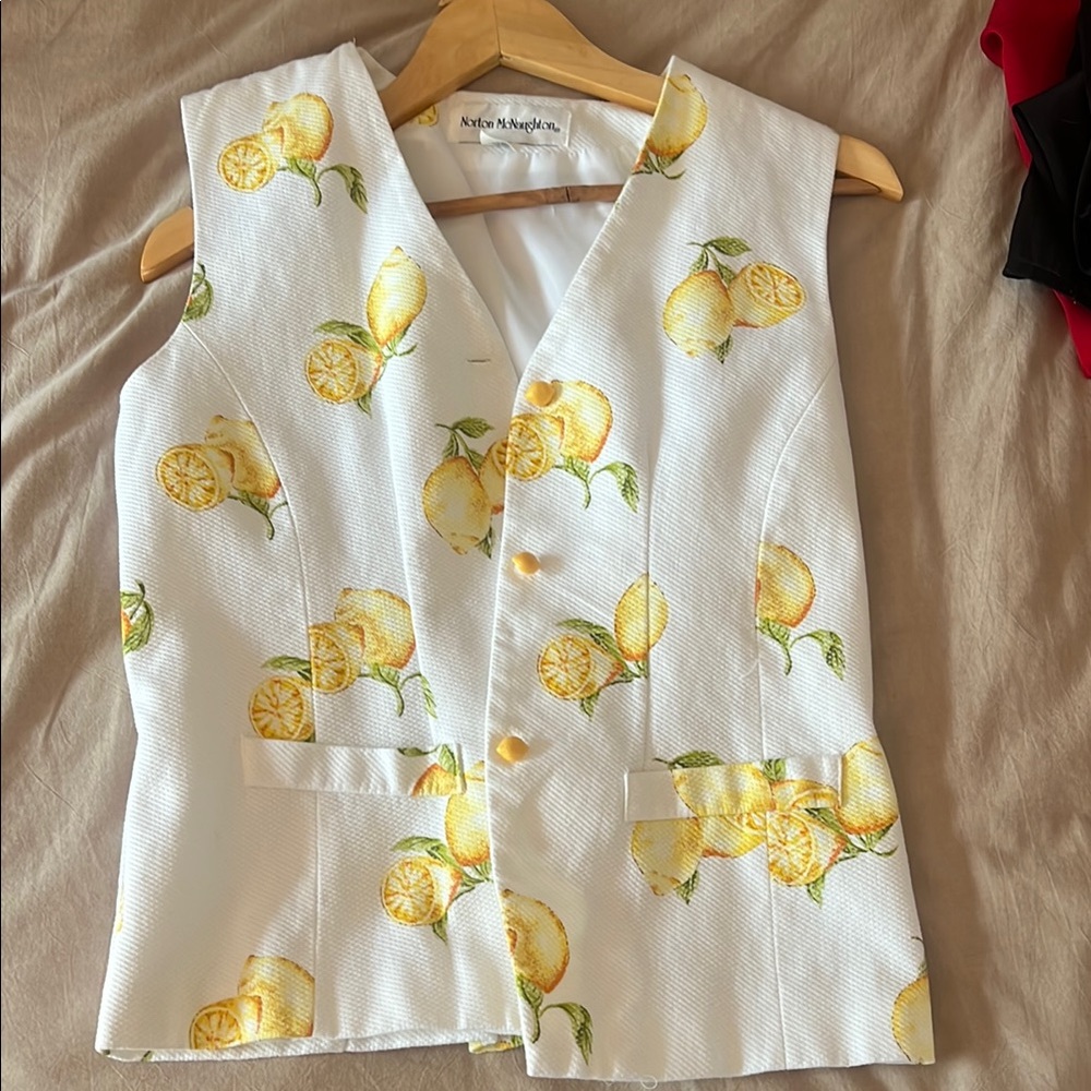 Norton McNaugton White and Yellow lemon vest
